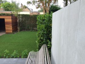 schutting betonlook tuinaanleg Badhoevedorp