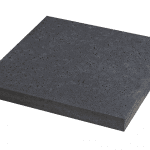 beton tegels bestrating door hovenier in tuinaanleg